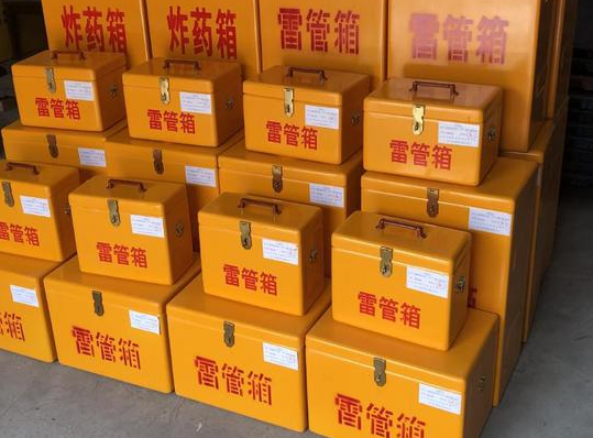 桃源玻璃钢雷管箱的使用寿命一般是多少？